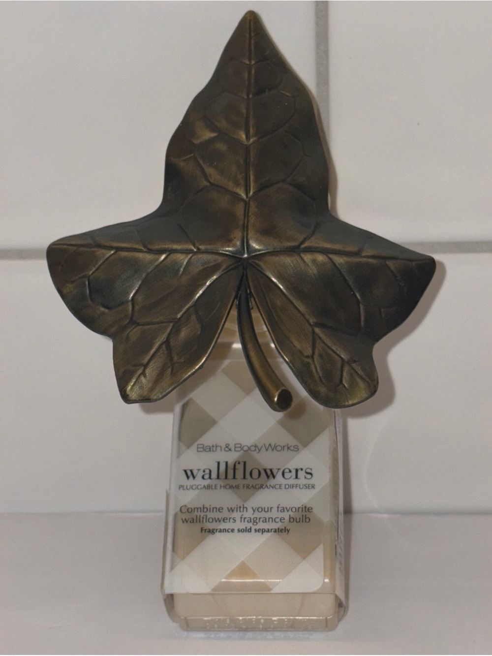 Bath & Body Works Bronze Leaf Wallflowers Plug-In Leaf Accent